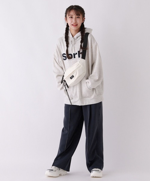 repipi armario(レピピ アルマリオ)の「ウエストロゴピンタックパンツ(スラックス・キッズ・グレー/チェック/ネイビー・SMALL/MEDIUM/LARGE)」の21枚目の写真