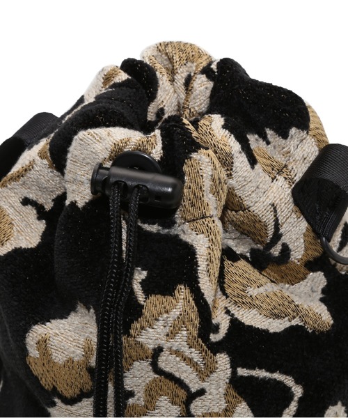 UNDERCOVER（アンダーカバー）の「UC1D4B01-1（ショルダーバッグ・メンズ・ブラック系その他/オフホワイト・FREE）」の3枚目の写真