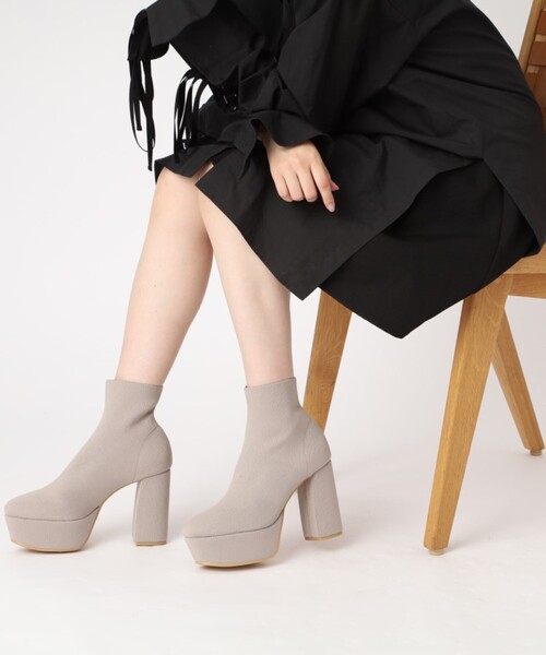 ESPERANZA(エスペランサ)の「【ラク盛り/ショートブーツ】リピーター続出/脚長美脚 厚底ニットショートブーツ(ブーツ・レディース・チョコ/ブラック系2・S/M/L/LL)」の6枚目の写真