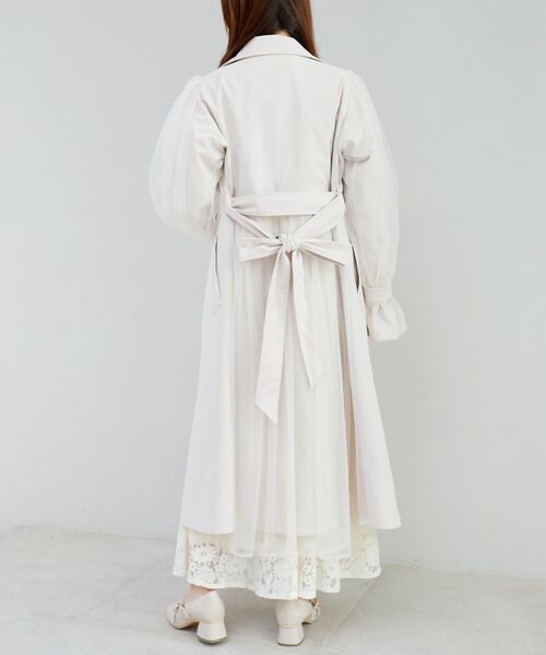 MAJESTIC LEGON（マジェスティックレゴン）の「チュールレイヤードトレンチコート（トレンチコート・レディース・ベージュ/アイボリー・SMALL/MEDIUM）」の12枚目の写真