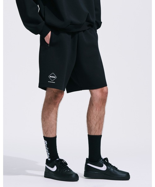 F.C.Real Bristol（エフシーレアルブリストル）の「TECH SWEAT TEAM