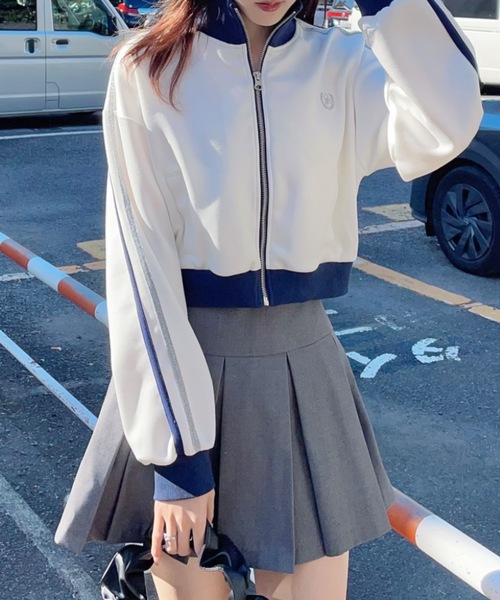 one way(ワンウェイ)の「トラックジャケット(その他アウター・レディース・ホワイト/ベージュ/グレー/ダークブルー・FREE)」の13枚目の写真