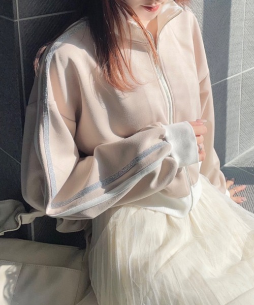 one way(ワンウェイ)の「トラックジャケット(その他アウター・レディース・ホワイト/ベージュ/グレー/ダークブルー・FREE)」の18枚目の写真