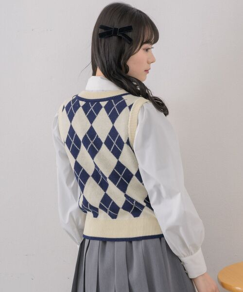 ems excite（エムズエキサイト）の「アーガイルNTベスト（ベスト・レディース・ブルー/ナチュラル/ベージュ・FREE）」の19枚目の写真