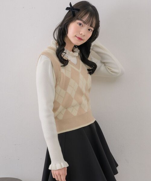 ems excite（エムズエキサイト）の「アーガイルNTベスト（ベスト・レディース・ブルー/ナチュラル/ベージュ・FREE）」の5枚目の写真