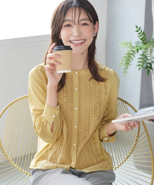 Tiaclasse（ティアクラッセ）の「【大きいサイズ】レースブラウス（シャツ/ブラウス・レディース・オフホワイト/ブラック/ネイビー/ピンク/ライトグレー/ピンク系/イエロー・XL/XXL）」の17枚目の写真