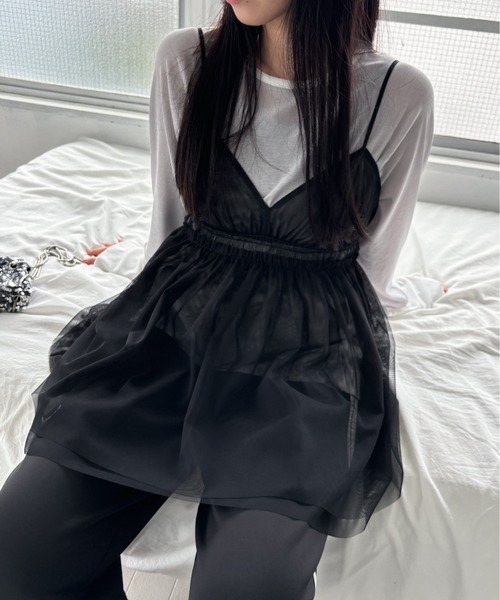 EPIMI E'PIMMY（エピミエピミー）の「チュールキャミフリルチュニック（シャツ/ブラウス・レディース・ブラック/グレー/オフホワイト・MEDIUM）」の2枚目の写真