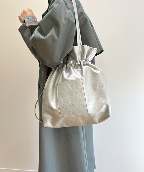 OPAQUE.CLIP(オペークドットクリップ)の「◆【軽量/A4収納可】4color/巾着トートバッグ(トートバッグ・レディース・ベージュ/ブラック/チャコールグレー/ライトグレー/シルバー・00)」の21枚目の写真