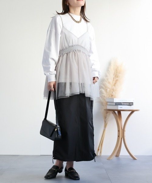 ap retro（アプレトロ）の「シャーリングチュールキャミソール / 夏服（キャミソール・レディース・チャコールグレー/ブラック/オフホワイト/グレイッシュベージュ・FREE）」の9枚目の写真