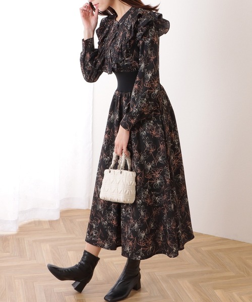 Lace Ladies(レースレディース)の「配色 リブ フリルライン ボタニカル柄 ワンピース(ワンピース・レディース・グレー/ブラック/ブラウン・S/FREE)」の9枚目の写真