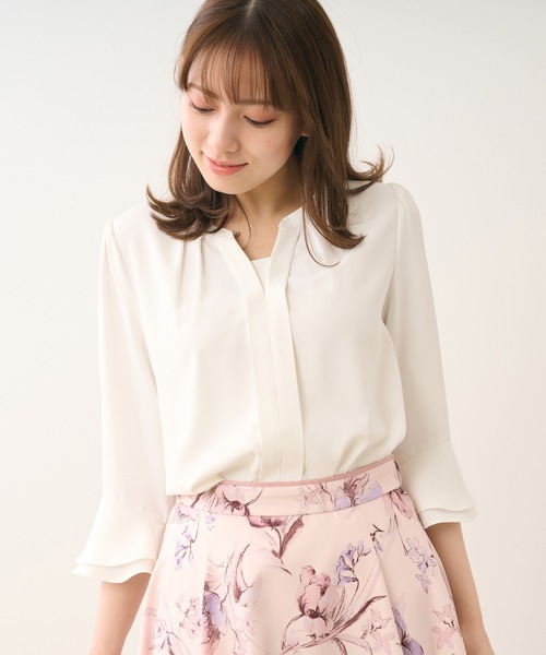 LAISSE PASSE（レッセパッセ）の「【美人百花6月号掲載】七分袖フリルブラウス（シャツ/ブラウス・レディース・ミント/ネイビー/アイボリー/ピンクベージュ/オフホワイト・LARGE/MEDIUM）」の17枚目の写真