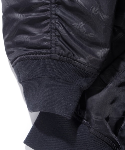 Crawling Death（クローリングデス）の「XLARGE×Crawling Death CHAIN