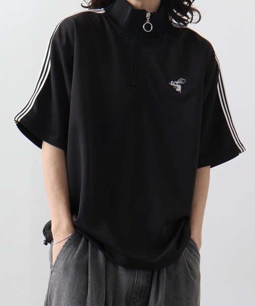SUGGESTION(サジェッション)の「SUGGESTION ハチ刺繍サイドライン半袖ハーフジップ(Tシャツ/カットソー・メンズ・ブラック/ホワイト/サンドベージュ/ブルー・L/M)」の14枚目の写真