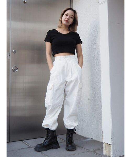 EVRIS（エヴリス）の「BASICシンプルショートTシャツ（Tシャツ/カットソー・レディース・ブラック/ブルー/グレー/ホワイト・FREE）」の19枚目の写真