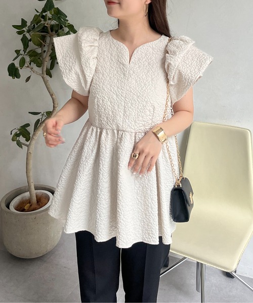 prose verse（プロズヴェール）の「ハートネックバルーンスリーブペプラムブラウス（シャツ/ブラウス・レディース・ブラック/アイボリー・LARGE/MEDIUM）」の18枚目の写真