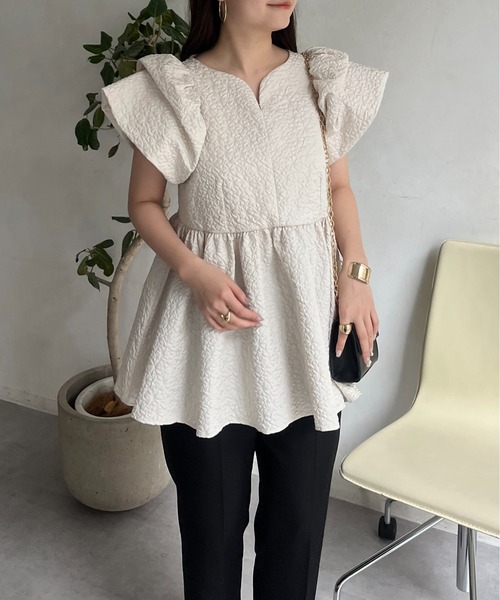 prose verse（プロズヴェール）の「ハートネックバルーンスリーブペプラムブラウス（シャツ/ブラウス・レディース・ブラック/アイボリー・LARGE/MEDIUM）」の21枚目の写真