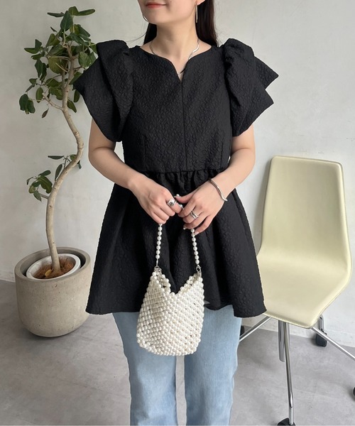 prose verse（プロズヴェール）の「ハートネックバルーンスリーブペプラムブラウス（シャツ/ブラウス・レディース・ブラック/アイボリー・LARGE/MEDIUM）」の3枚目の写真