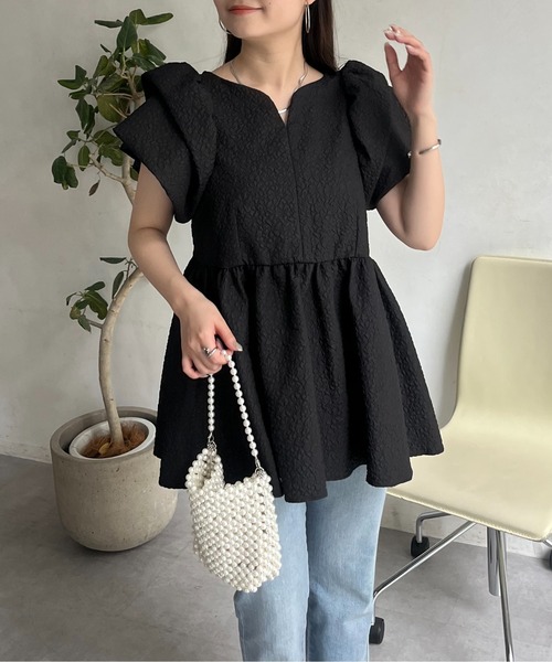 prose verse（プロズヴェール）の「ハートネックバルーンスリーブペプラムブラウス（シャツ/ブラウス・レディース・ブラック/アイボリー・LARGE/MEDIUM）」の10枚目の写真