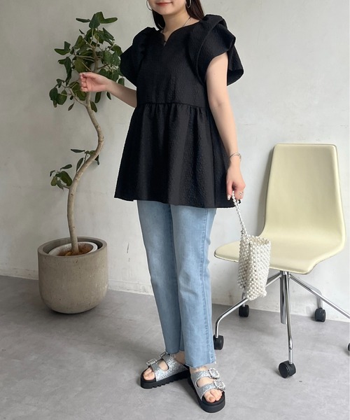 prose verse（プロズヴェール）の「ハートネックバルーンスリーブペプラムブラウス（シャツ/ブラウス・レディース・ブラック/アイボリー・LARGE/MEDIUM）」の14枚目の写真