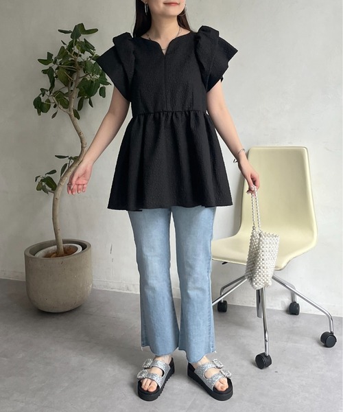 prose verse（プロズヴェール）の「ハートネックバルーンスリーブペプラムブラウス（シャツ/ブラウス・レディース・ブラック/アイボリー・LARGE/MEDIUM）」の15枚目の写真