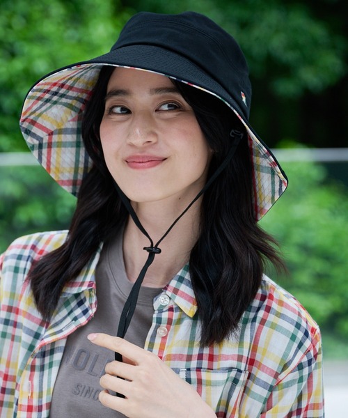 Arnold Palmer(アーノルドパーマー)の「コットンツイル UVハット(ハット・レディース・ネイビー/ブラック/ベージュ/アイボリー・F)」の1枚目の写真