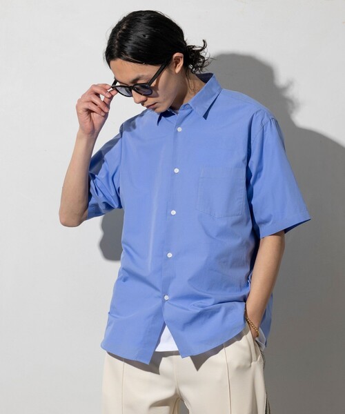 FREAK'S STORE(フリークスストア)の「NEW LOOSE FIT BROAD RC SHIRT SS/ニュー ルーズフィット ブロード レギュラーカラーシャツ ショートスリーブ(シャツ/ブラウス・メンズ・その他9/サックスブルー/その他16/ホワイト/その他13・SMALL/LARGE/MEDIUM)」の3枚目の写真