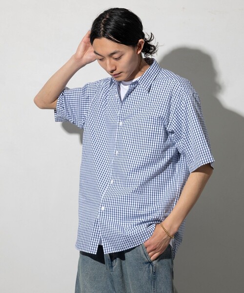 FREAK'S STORE(フリークスストア)の「NEW LOOSE FIT BROAD RC SHIRT SS/ニュー ルーズフィット ブロード レギュラーカラーシャツ ショートスリーブ(シャツ/ブラウス・メンズ・その他9/サックスブルー/その他16/ホワイト/その他13・SMALL/LARGE/MEDIUM)」の5枚目の写真