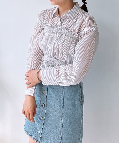 AS KNOW AS plus（アズノゥアズプラス）の「◎シャーリングキャミソールとシャツ セットアイテム（シャツ/ブラウス・レディース・グレー系/イエロー系/ブルー系・FREE）」の14枚目の写真