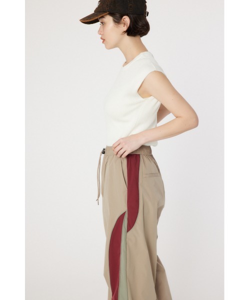 RODEO CROWNS WIDE BOWL（ロデオクラウンズワイドボウル）の「BASIC ノースリーブ ニット トップス（その他トップス・レディース・ライム/レッド/オフホワイト/ブラック・FREE）」の6枚目の写真