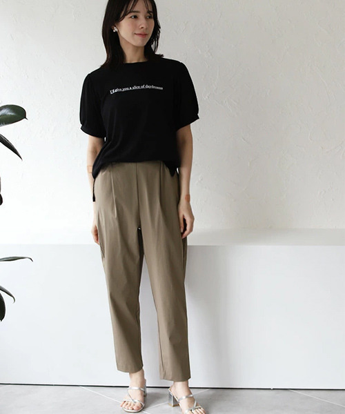 REAL CUBE(リアルキューブ)の「接触冷感ストレッチテーパードパンツ(その他パンツ・レディース・ブラック/ベージュ/ダークブルー/カーキ/テラコッタ/グリーン・FREE)」の21枚目の写真