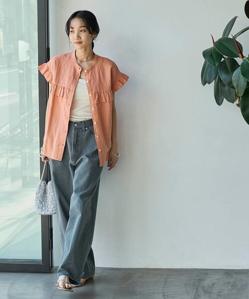 coen(コーエン)の「Re:color綿麻フリルバンドカラーブラウス(シャツ/ブラウス・レディース・オフホワイト/ネイビー/オレンジ/ライトブルー・M/L)」の6枚目の写真