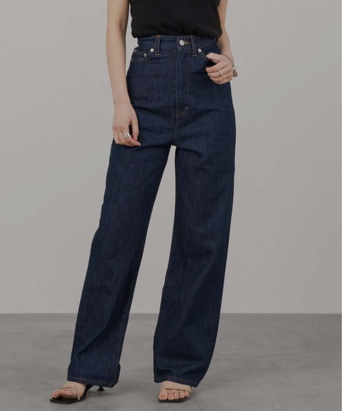 1chaku.(イッチャク)の「ハイウエストワイドデニムパンツ(デニムパンツ・レディース・ブラック/インディゴブルー/ホワイト・マルチサイズ)」の17枚目の写真