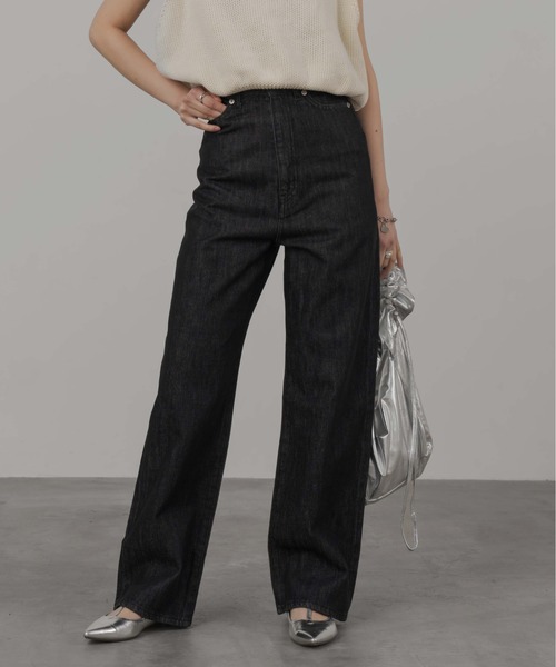 1chaku.(イッチャク)の「ハイウエストワイドデニムパンツ(デニムパンツ・レディース・ブラック/インディゴブルー/ホワイト・マルチサイズ)」の21枚目の写真