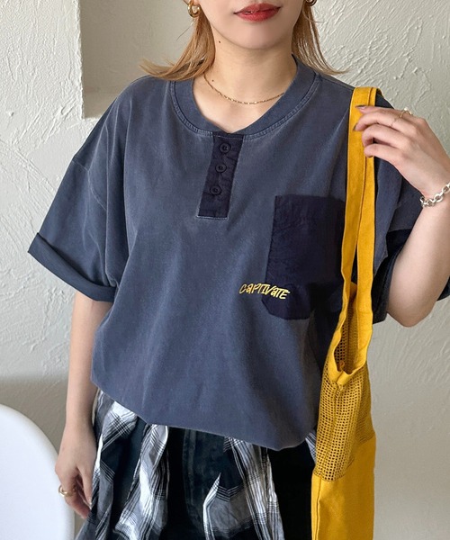 apres jour mignon（アプレジュールミニョン）の「【apresjour mignon SOIE】ユニセックスロゴヘンリーネックTシャツ【ZOZOTOWN限定アイテム】（Tシャツ/カットソー・レディース・レッド/ネイビー/ブラック系その他・X-LARGE/MEDIUM）」の19枚目の写真