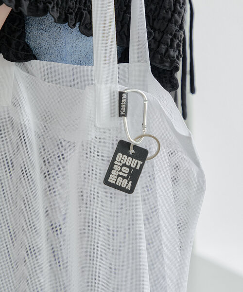 Kastane(カスタネ)の「【A4サイズ/5色展開】メッシュトートバッグ(トートバッグ・レディース・ホワイト/ライトグレー/ブラック/ライトベージュ/サーモンピンク・FREE)」の16枚目の写真