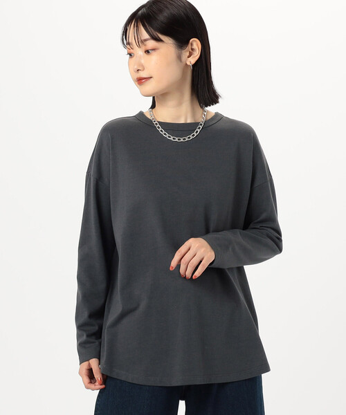 COMME CA ISM（コムサイズム）の「後ろスリット Ｔシャツ　（長袖）（Tシャツ/カットソー・レディース・ホワイト/ブラック/チャコール・LARGE/MEDIUM）」の22枚目の写真