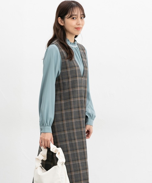 Honeys（ハニーズ）の「Ｖネックジャンスカ（ジャンパースカート・レディース・ネイビー系/グレー系/ブラック系・S/M/L/LL/3L）」の9枚目の写真