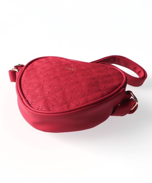 BRANSHES（ブランシェス）の「キルティングショルダーバッグ（ショルダーバッグ・キッズ・ブラック/レッド/シルバー・FREE）」の6枚目の写真