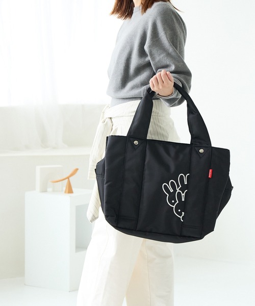 Miffy( ミッフィー)の「miffy ミッフィー トートバッグ ボストンバッグ レディース 大容量 ナイロン かくれんぼミッフィー キャリオン対応 62017(トートバッグ・レディース・ブラック/カーキ/ブラウン/ベージュ/ピンク・FREE)」の10枚目の写真