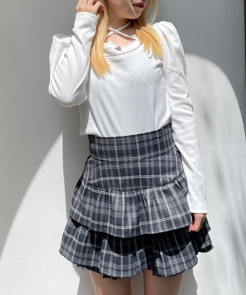 TORTE(トルテ)の「チョーカー付きレイヤード風ローズトップス(Tシャツ/カットソー・レディース・ブラック/ブラウン/ホワイト/ピンク・FREE)」の5枚目の写真