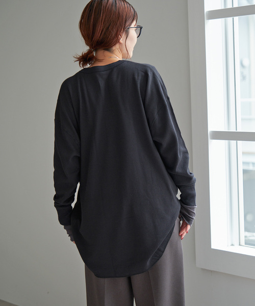 Spick & Span（スピックアンドスパン）の「《追加》HANES / ヘインズ Thermal Henly Neck HW4-A502（Tシャツ/カットソー・レディース・ブラック/アイボリー/チャコールグレー・FREE）」の20枚目の写真