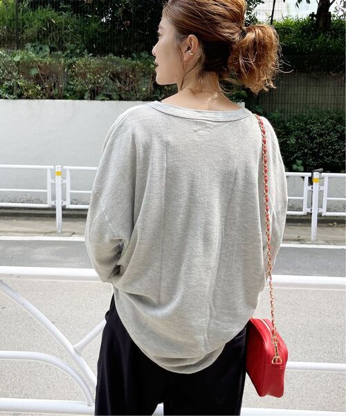 Spick & Span（スピックアンドスパン）の「《追加》HANES / ヘインズ Thermal Henly Neck HW4-A502（Tシャツ/カットソー・レディース・ブラック/アイボリー/チャコールグレー・FREE）」の4枚目の写真