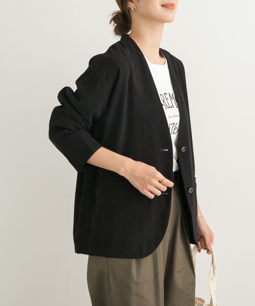 URBAN RESEARCH DOORS(アーバンリサーチドアーズ)の「ノーカラージャケット(ノーカラージャケット・レディース・ブラック/ベージュ・MEDIUM)」の4枚目の写真