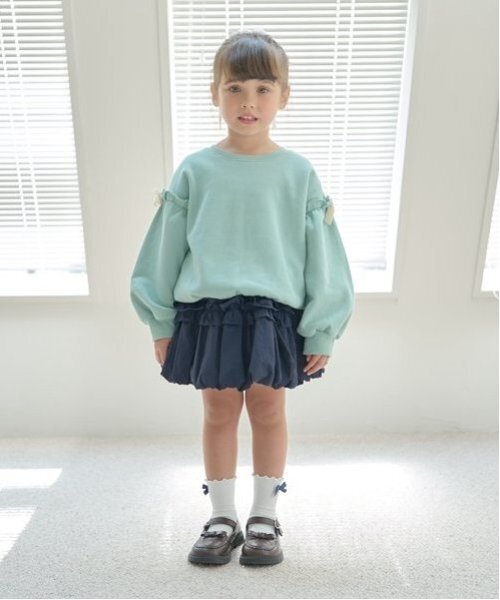 Lycee mine（リセマイン）の「【毛玉バイバイ裏起毛裏毛】アソートリボン付きガーリートップス（スウェット・キッズ・ブルーグレー/ブラック/シルバーグレー/レッド/ダークブラウン/ライトグリーン・100cm/110cm/120cm/130cm/140cm/150cm）」の9枚目の写真