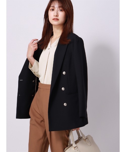 SUIT SQUARE（スーツスクエア）の「Vネックメタルパーツブラウス 7分袖 ウォッシャブル ソフトラチネ destyle（シャツ/ブラウス・レディース・ライトグレー/ホワイト/ベージュ・38(9号)）」の11枚目の写真