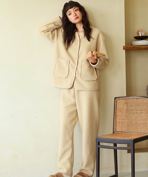 OSYAREVO（オシャレボ）の「ボア カーディガン ルームウェア セットアップ（ルームウェア/パジャマ・レディース・ベージュ/オフホワイト/グレー・MEDIUM/LARGE）」の19枚目の写真