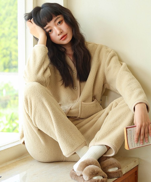 OSYAREVO（オシャレボ）の「ボア カーディガン ルームウェア セットアップ（ルームウェア/パジャマ・レディース・ベージュ/オフホワイト/グレー・MEDIUM/LARGE）」の17枚目の写真