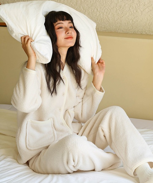 OSYAREVO（オシャレボ）の「ボア カーディガン ルームウェア セットアップ（ルームウェア/パジャマ・レディース・ベージュ/オフホワイト/グレー・MEDIUM/LARGE）」の14枚目の写真