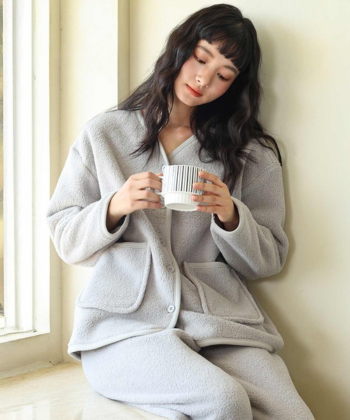 OSYAREVO（オシャレボ）の「ボア カーディガン ルームウェア セットアップ（ルームウェア/パジャマ・レディース・ベージュ/オフホワイト/グレー・MEDIUM/LARGE）」の6枚目の写真