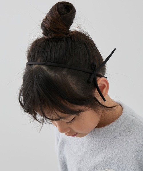 ROPE' PICNIC（ロペピクニック）の「サイドリボンカチューシャ（カチューシャ・キッズ・オフホワイト/ブラック・FREE）」の3枚目の写真